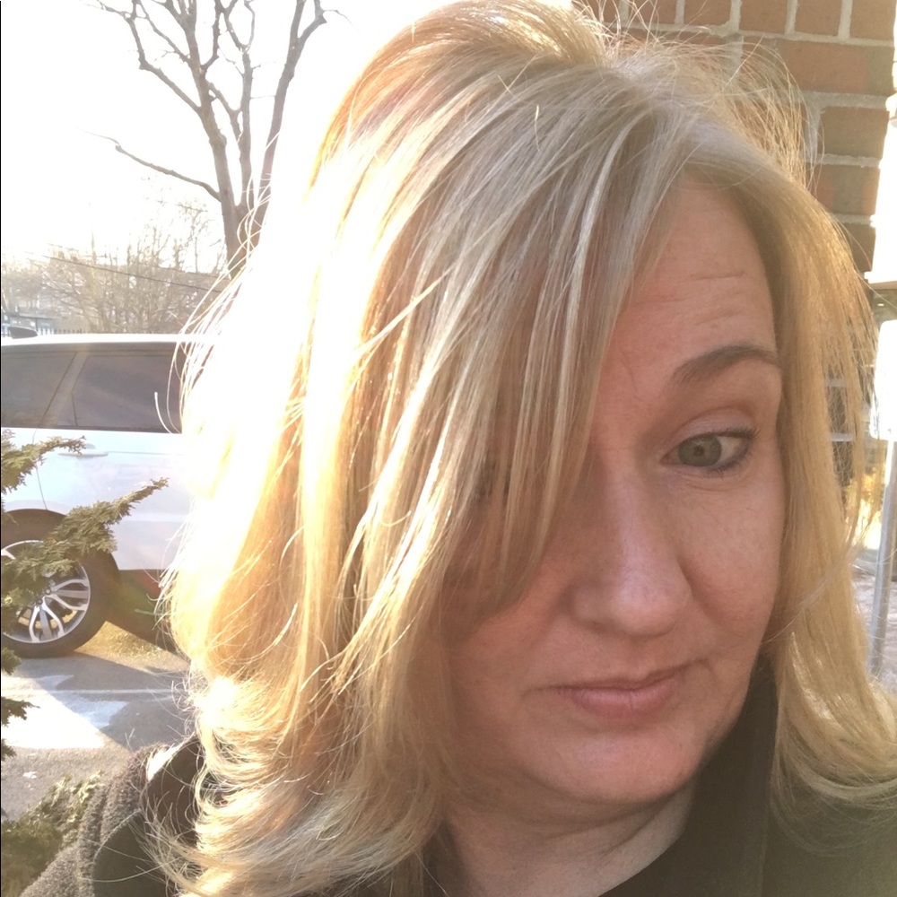 Meet your Posher, Dawn
